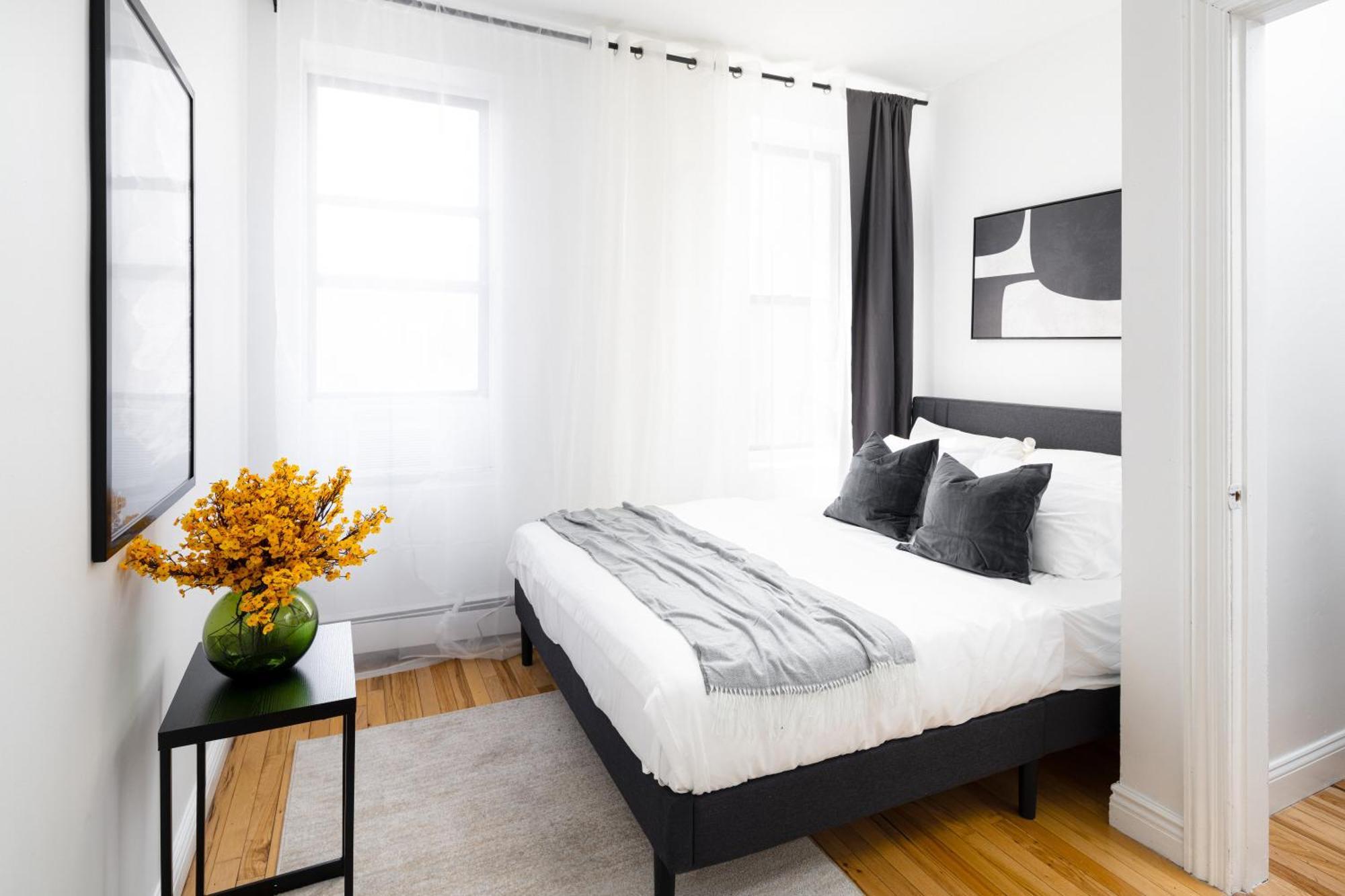 Apartment Charming 3bd In Manhattan