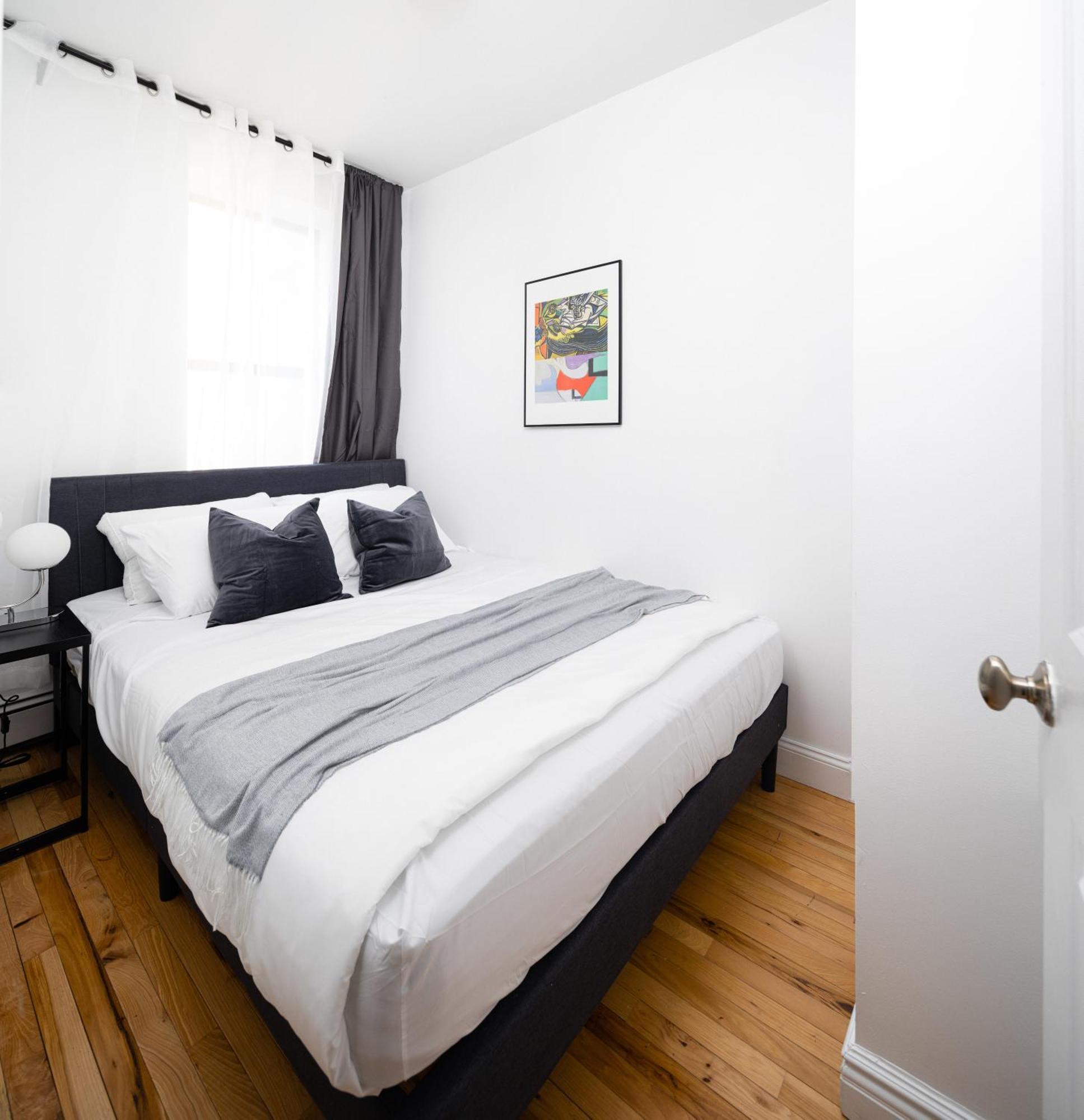 Apartment Charming 3bd In Manhattan